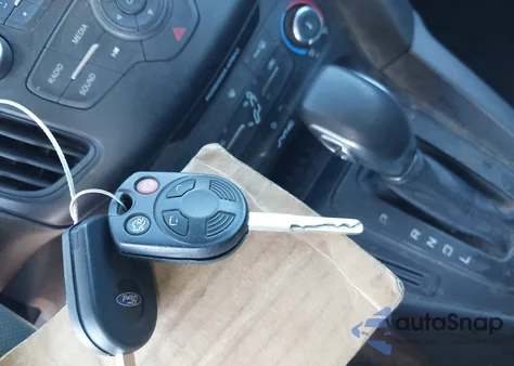 2015 Ford Focus S from USA, damaged, VIN 1FADP3E27FL276620